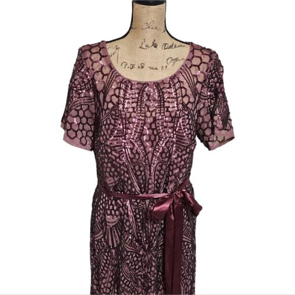R&M Richards Womens Plus Size Plum Evening Gown Embellished Pleated Dress 22 16 - Picture 4 of 10